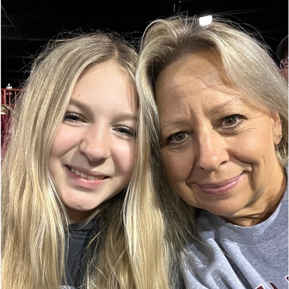 Meet your Posher, Robin - Picture 3 of 4